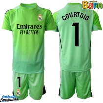 Real Madrid Thibaut Courtois #1 Keeper Bortedraktsett Barn 2025-26 Kortermet (+ Korte bukser)